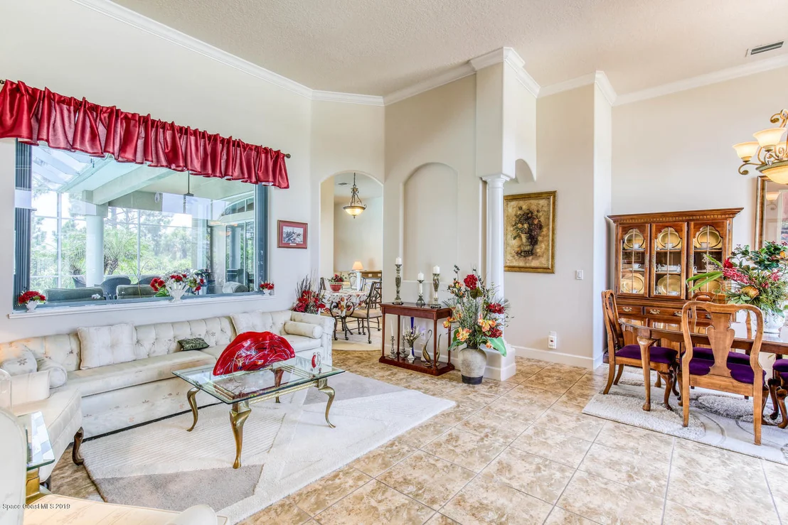 Photo of 979 Warbler Court