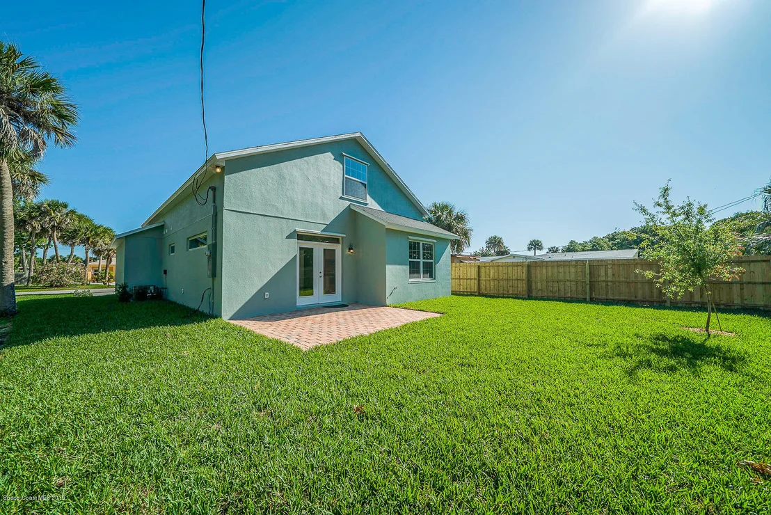 Photo of 103 Lagoon Avenue