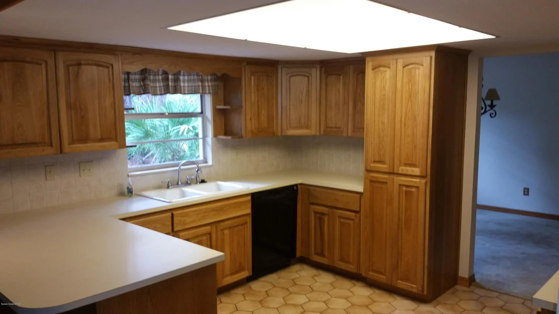 Photo of 8615 Sheridan Road