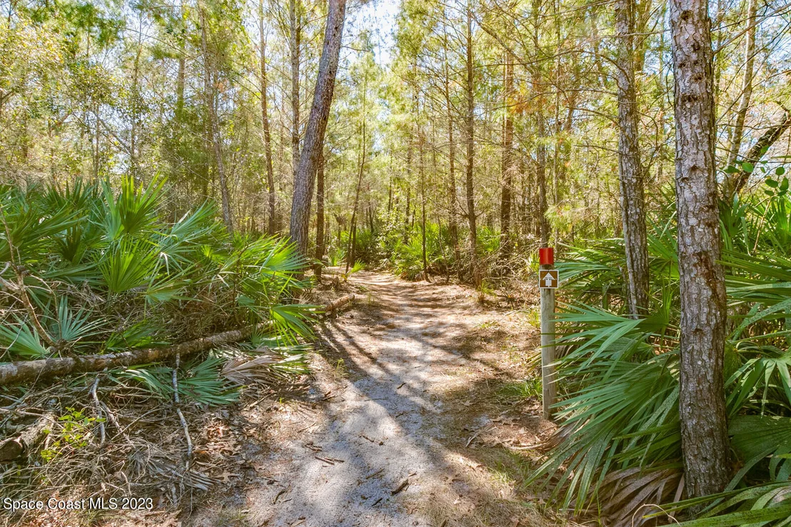 Photo of 1148 Pine Creek Circle NE