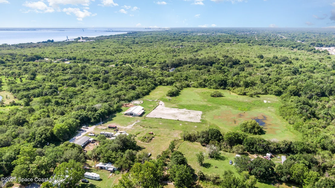 Photo of 2675 Brockett Road