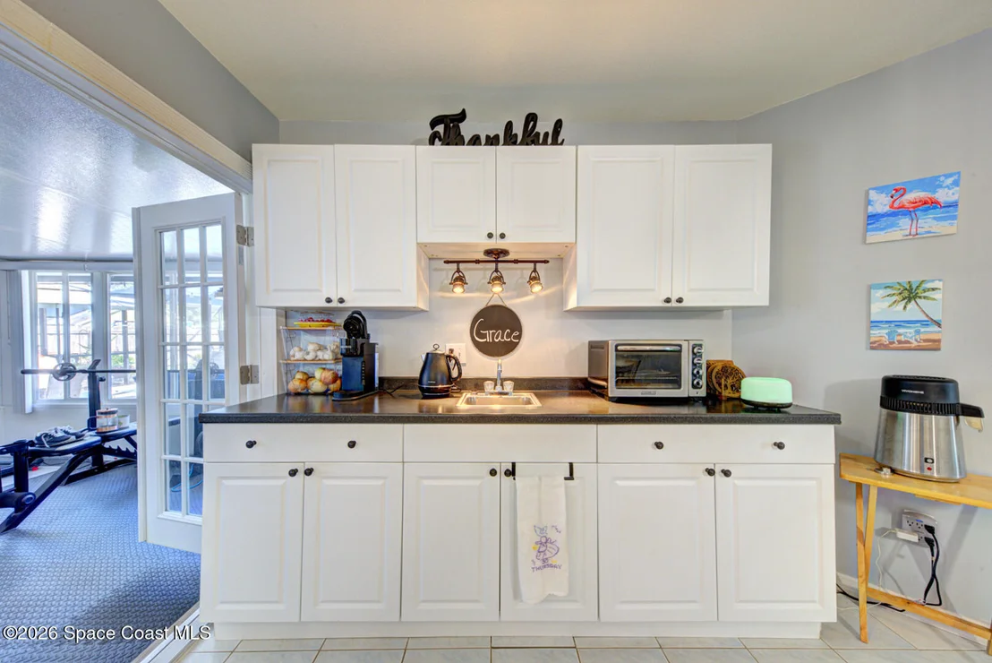 Photo of 6520 Adrian Street