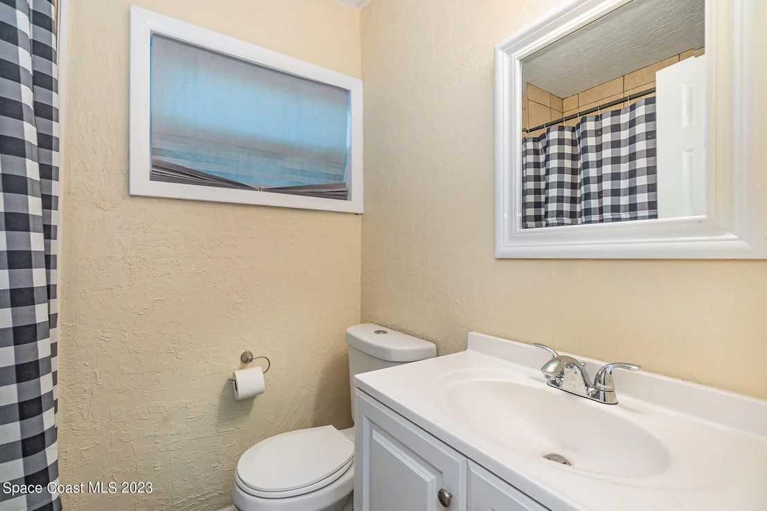 Photo of 826 Wisteria Drive