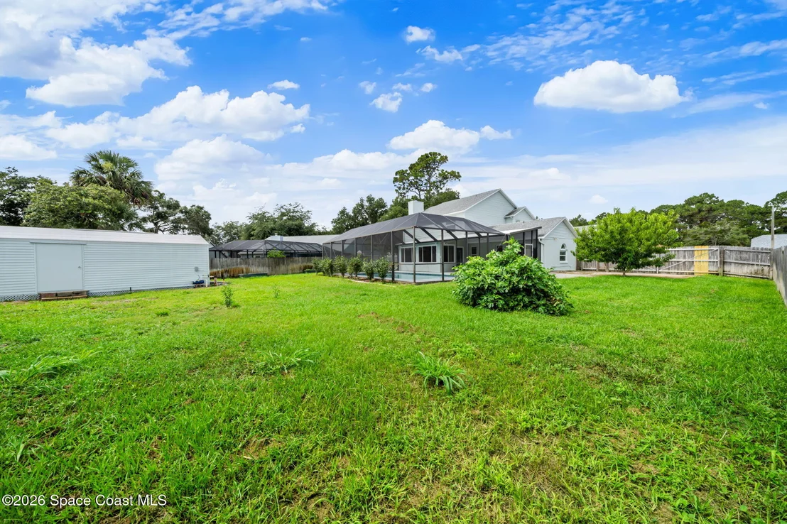 Photo of 4875 Winchester Drive