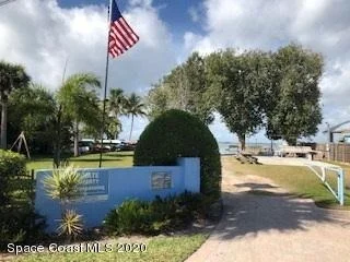 Photo of 5920 Riverside Drive