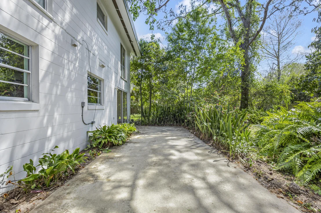 Photo of 455 Pine Boulevard