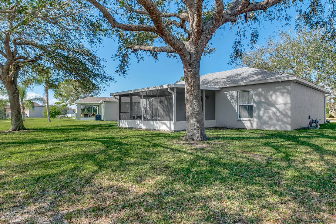 Photo of 918 Bimini Avenue