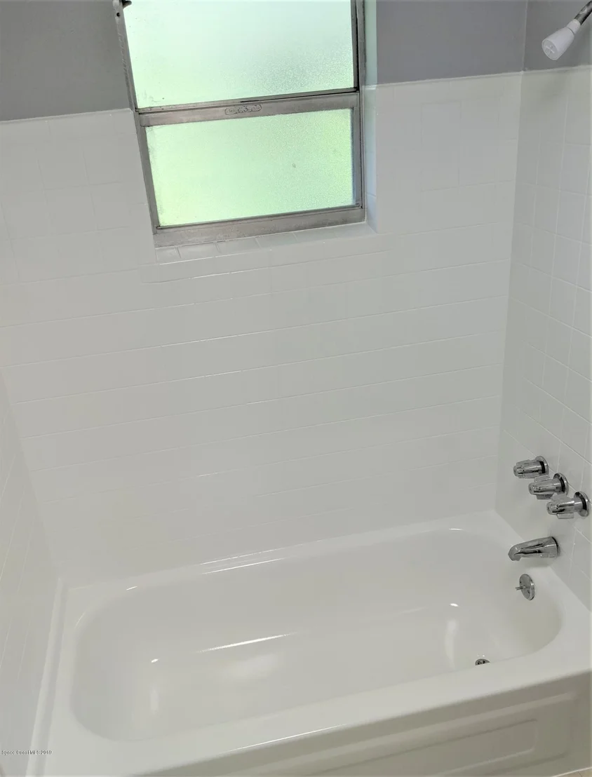 Photo of 409 Count Street