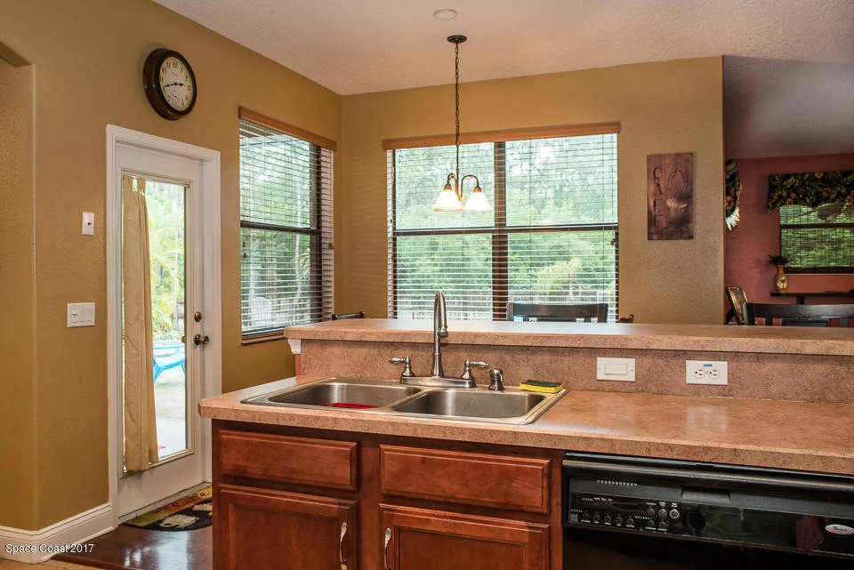Photo of 5015 Timber Lane Drive