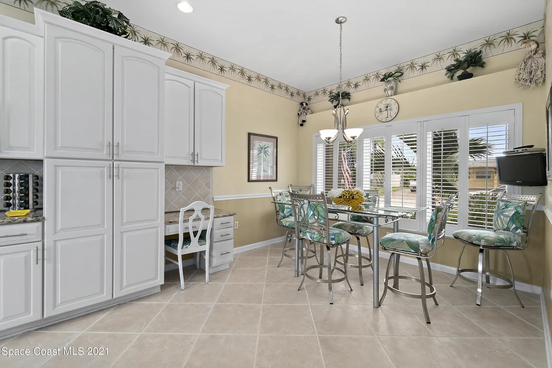 Photo of 432 Cardinal Drive