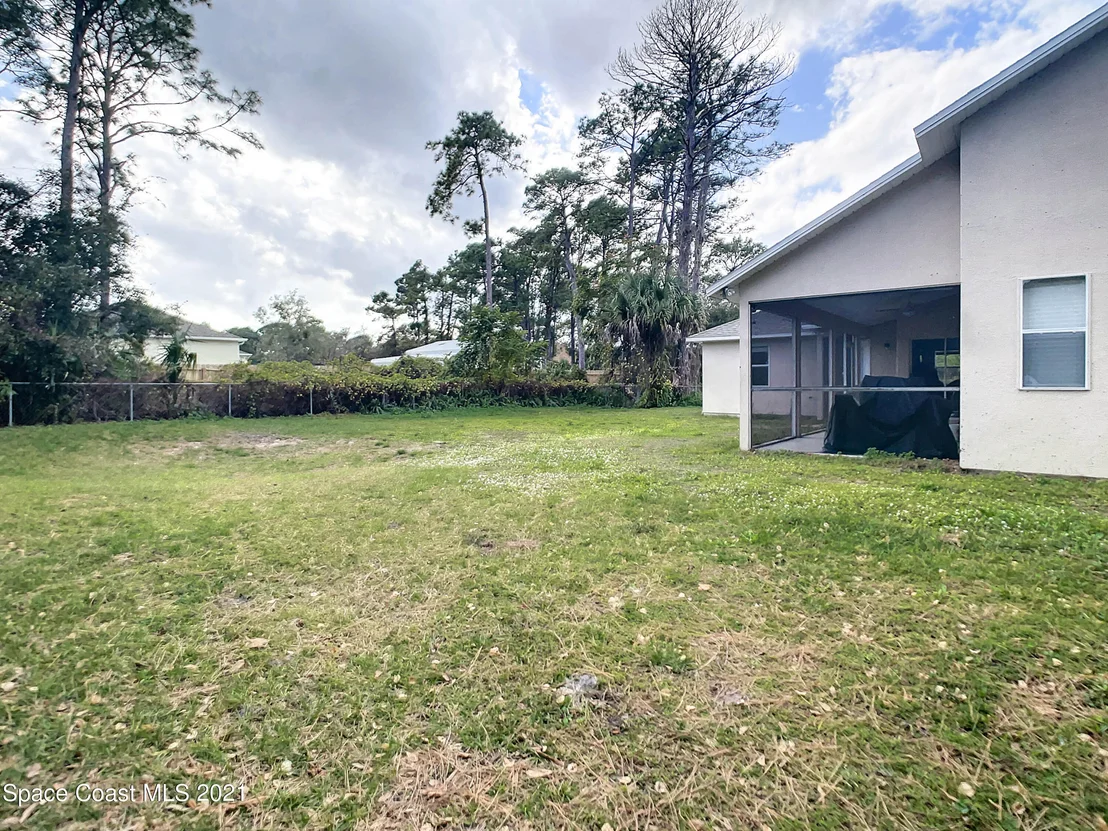 Photo of 3655 Felda Street
