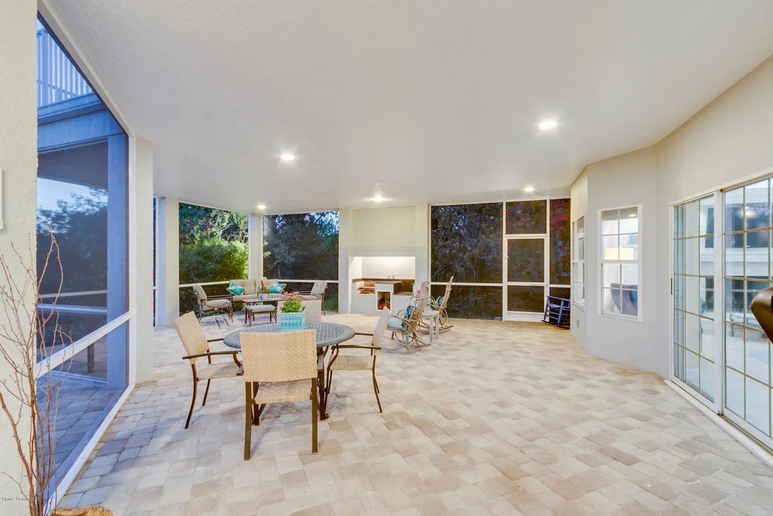 Photo of 298 Lanternback Island Drive