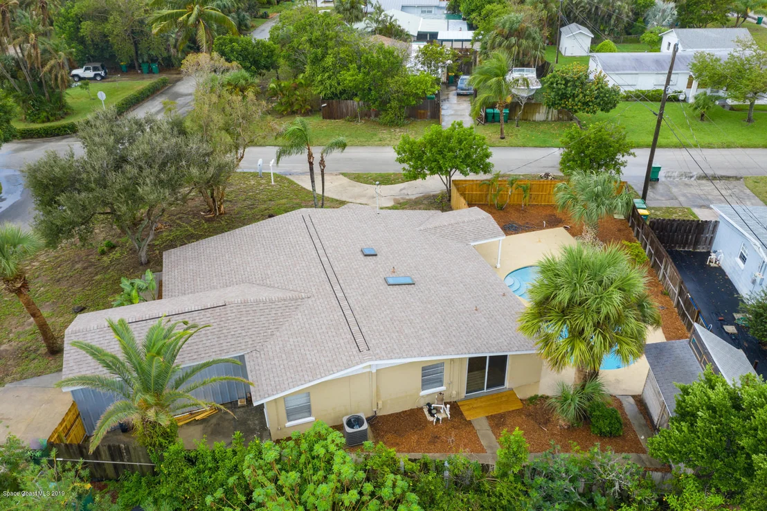 Photo of 2115 Palm Avenue