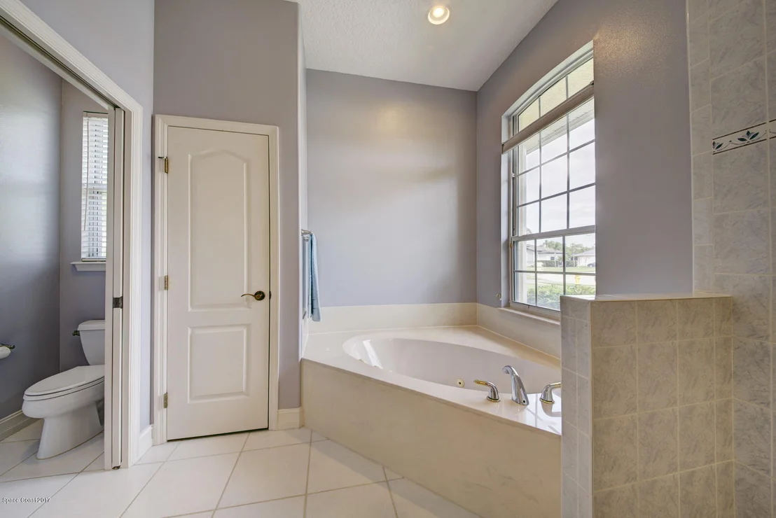 Photo of 1021 Stratford Place