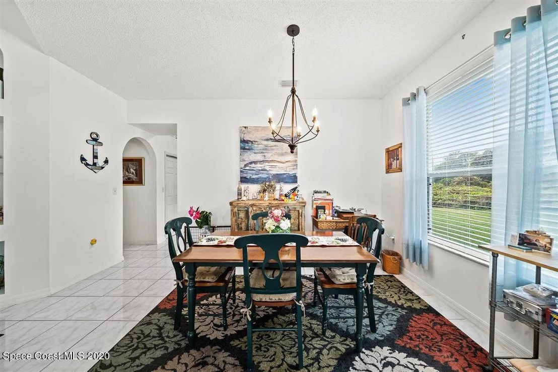 Photo of 2486 Hidden Pine Lane NE