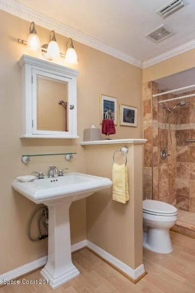 Photo of 887 Kerry Downs Circle