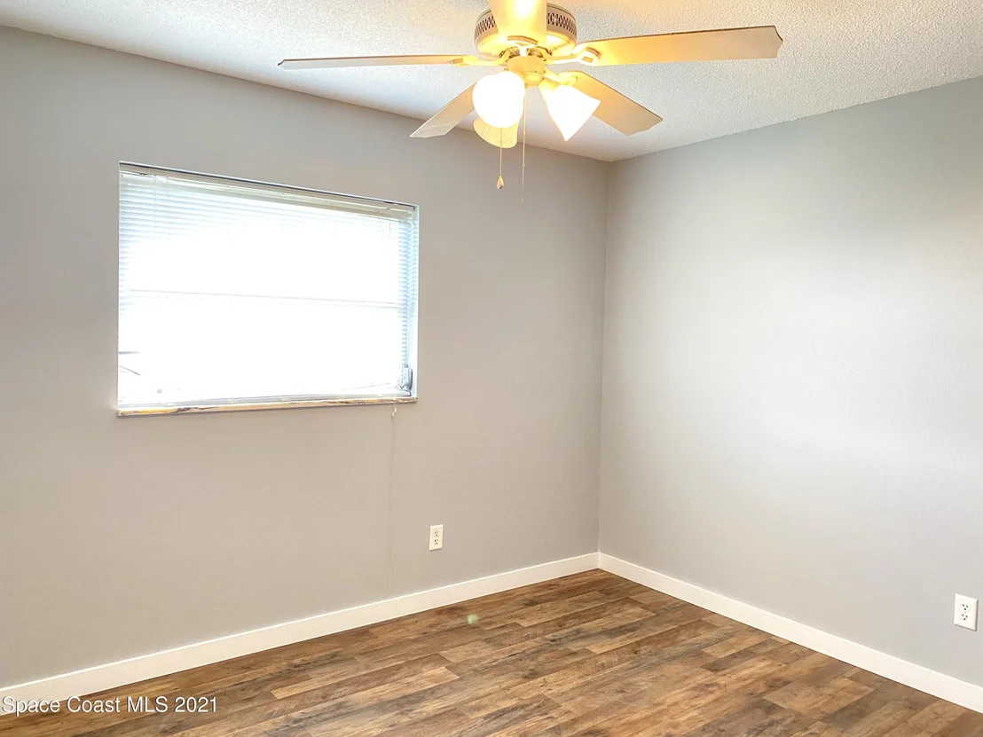 Photo of 1718 Golfview Drive