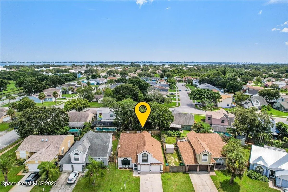 Photo of 1537 Clover Circle
