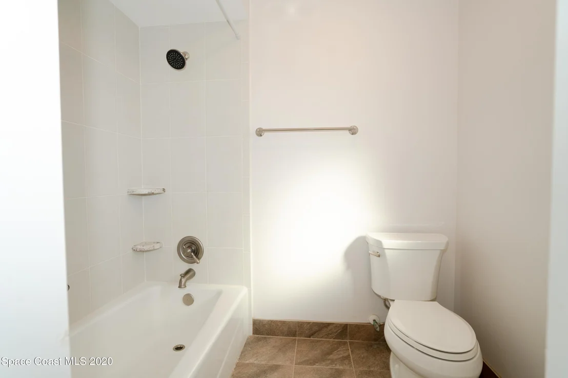 Photo of 452 Dorset Drive