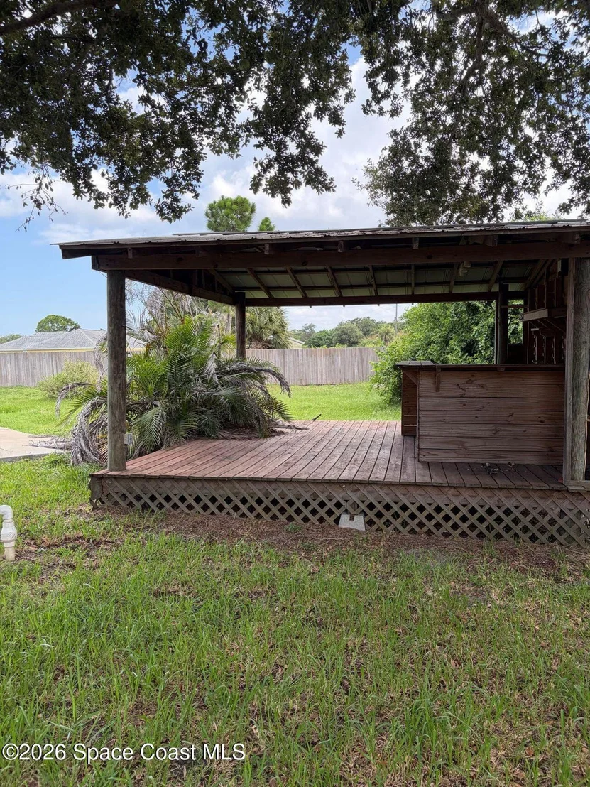 Photo of 120 Palm Circle