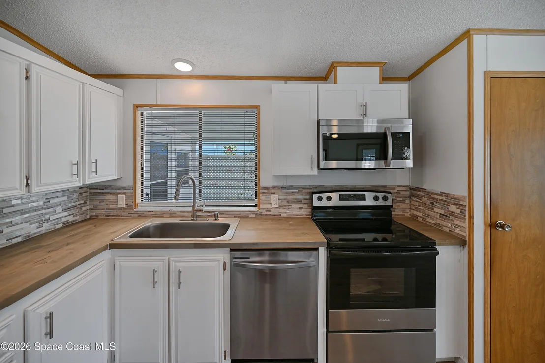 Photo of 451 E Egret Circle
