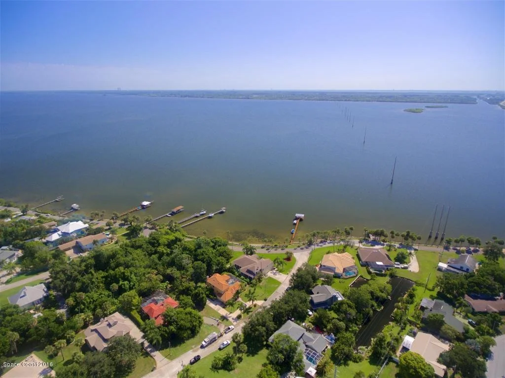 Photo of 2 Point View Place