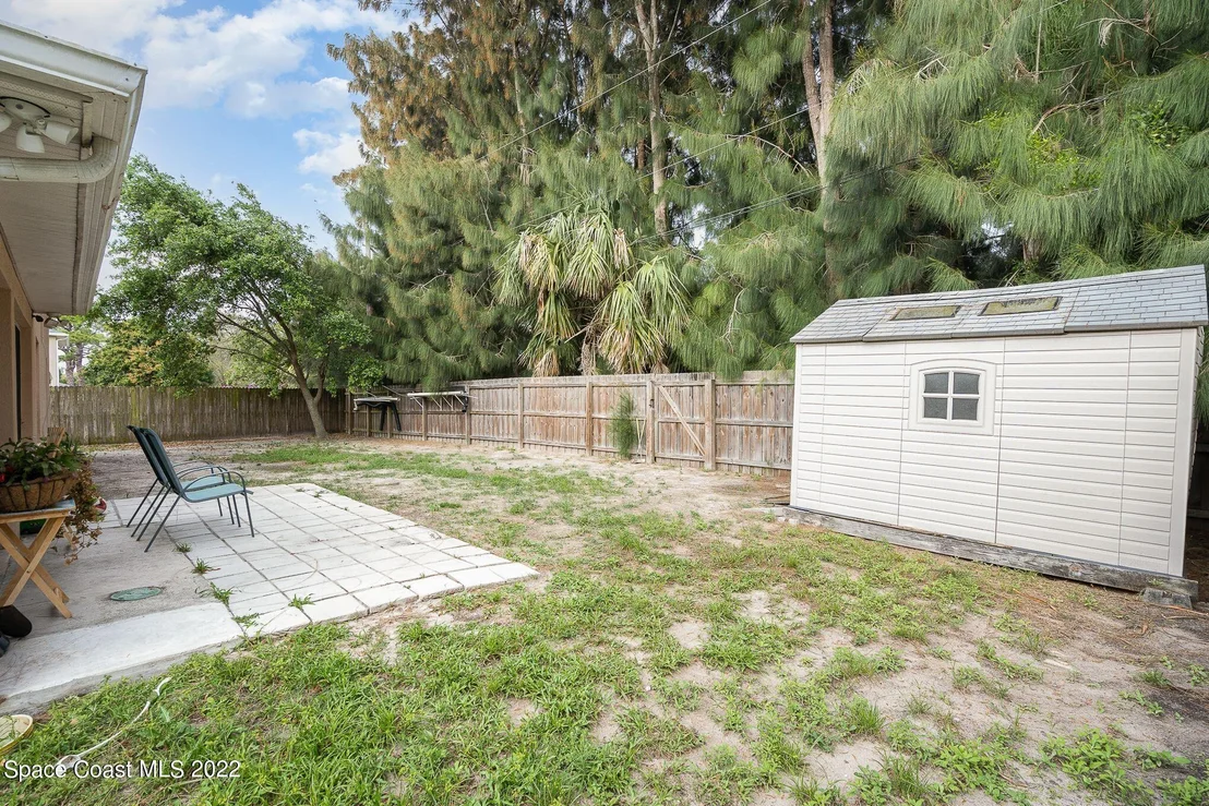 Photo of 1137 Scyphers Street NE