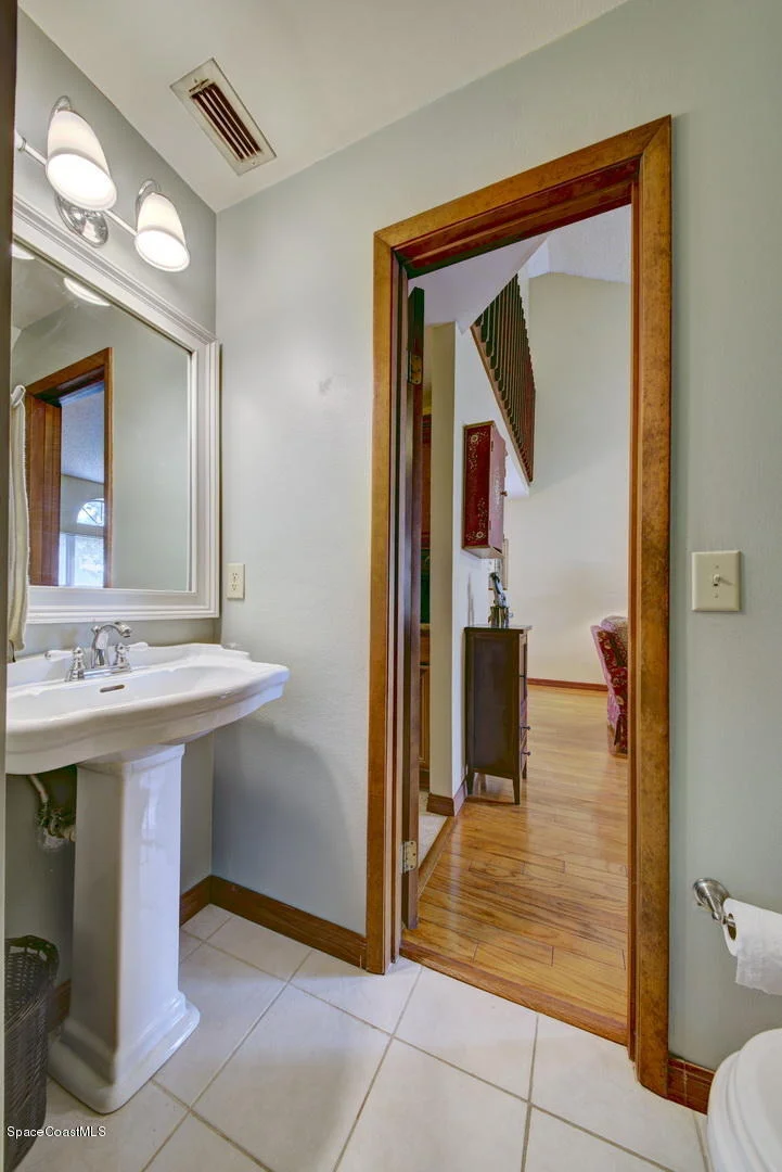Photo of 1687 Clover Circle