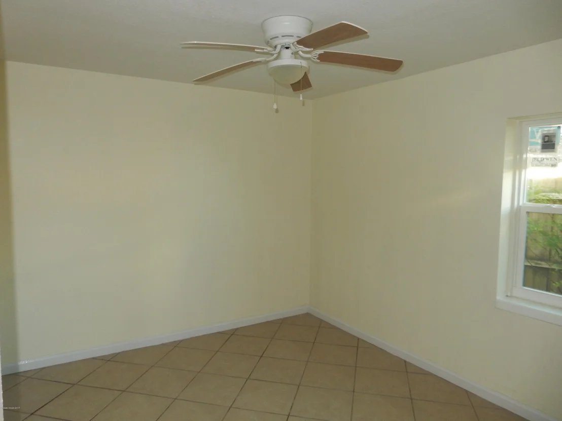 Photo of 404 Iris Lane