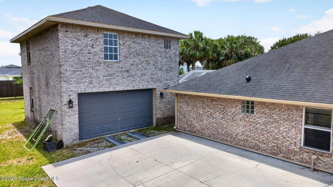 Photo of 341 Allison Drive