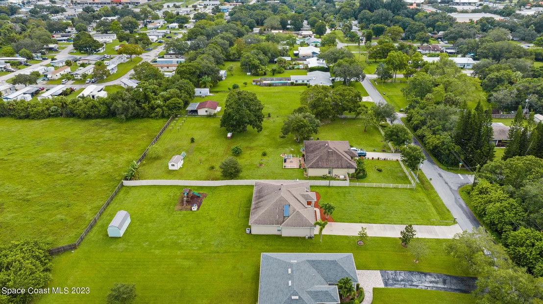 Photo of 1840 Trimble Road