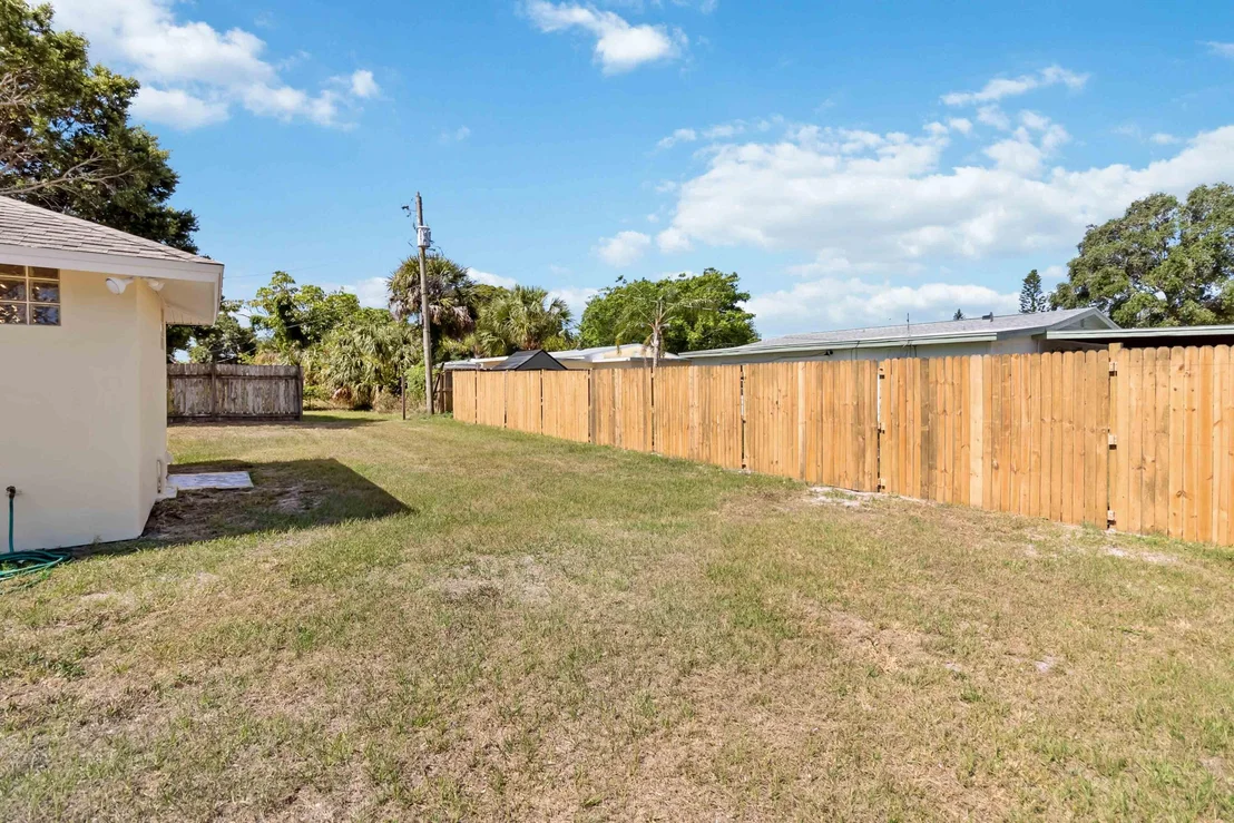 Photo of 2908 Emory Street