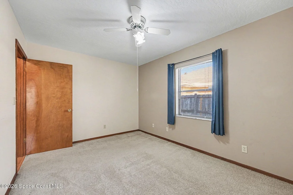 Photo of 2001 Thistle Drive