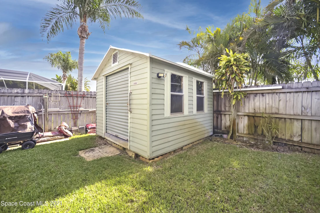 Photo of 1343 Heritage Acres Boulevard