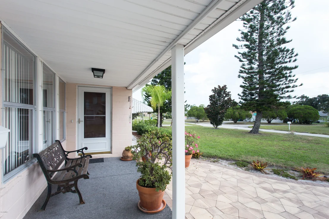 Photo of 558 Royal Palm Drive