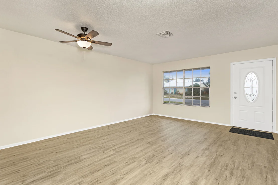 Photo of 3266 NE Edgewood Drive NE