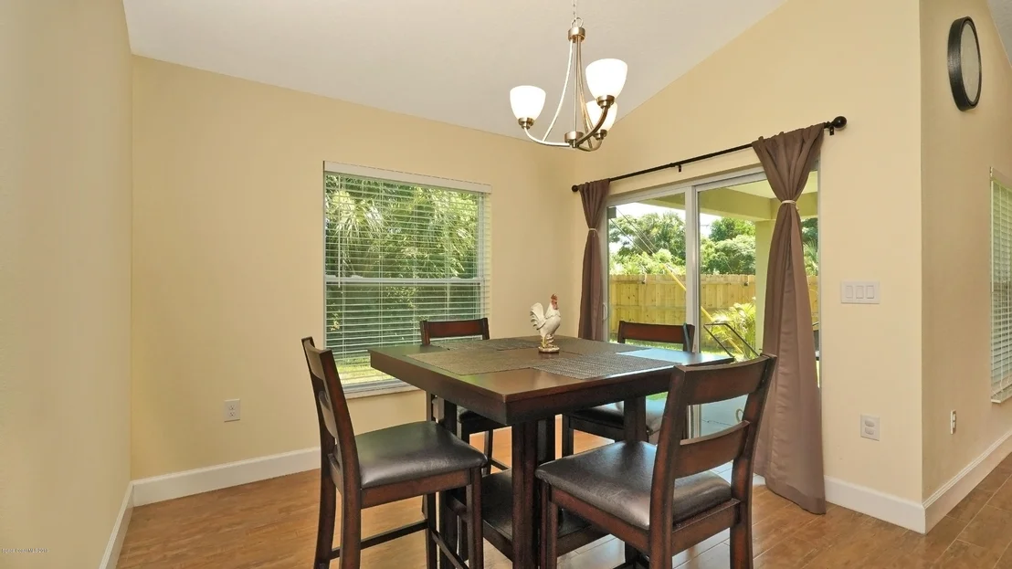 Photo of 1054 Barclay Drive