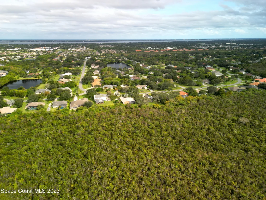 Photo of 4644 Canard Road