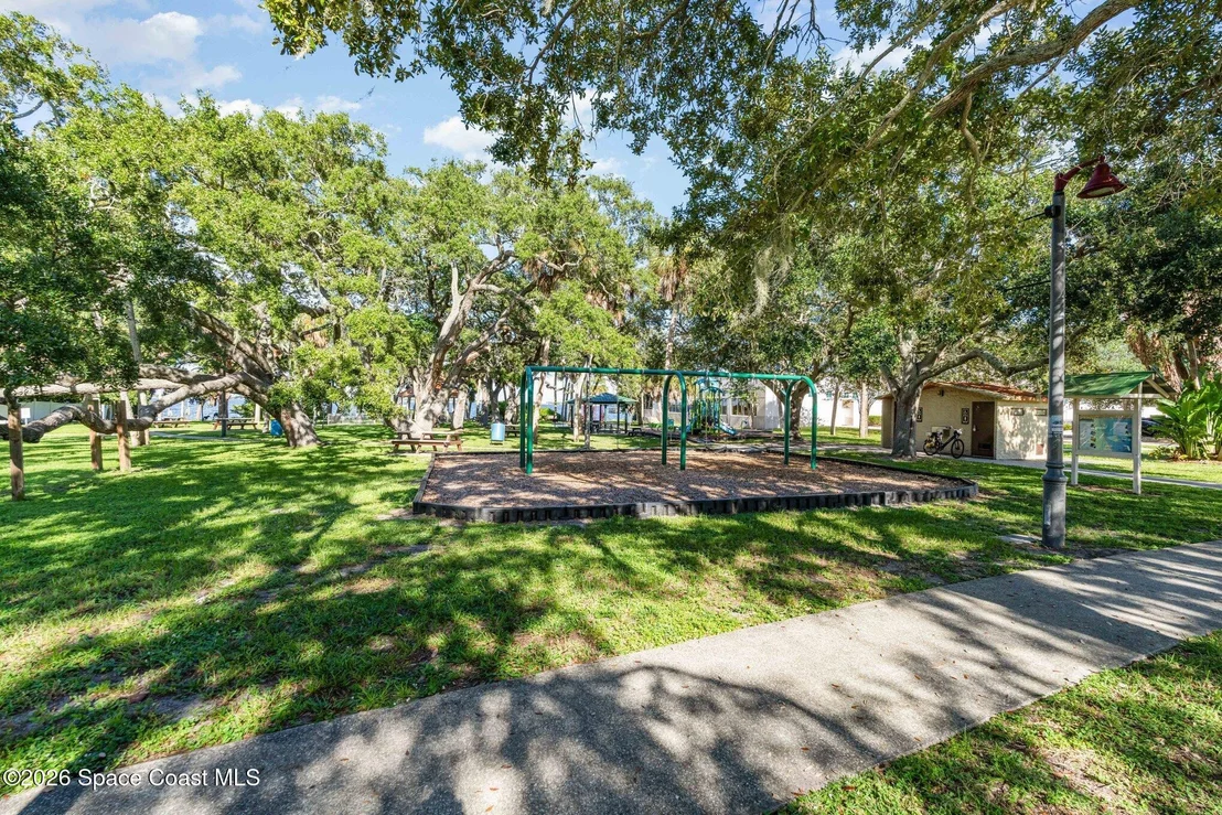 Photo of 640 Old Oak Street
