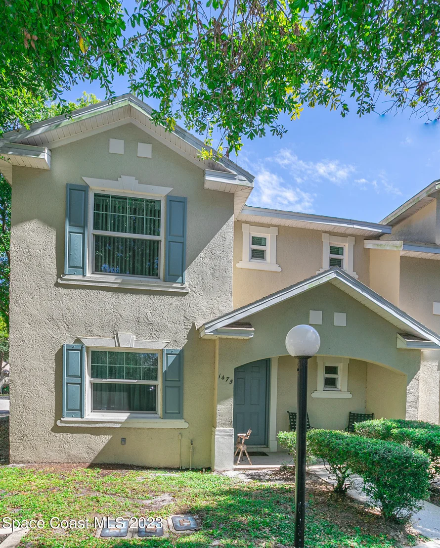 Photo of Unit 7 at 1475 Beechfern Drive