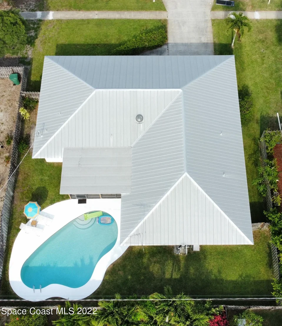 Photo of 710 Hibiscus Drive