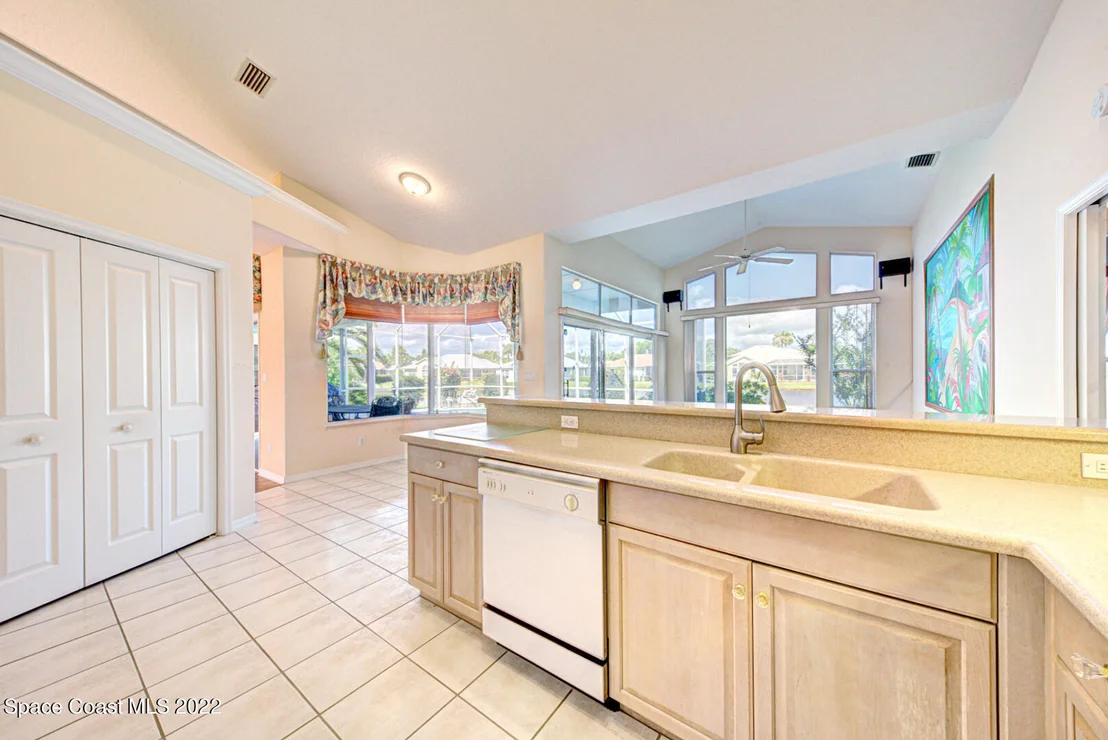 Photo of 1004 Fieldstone Drive