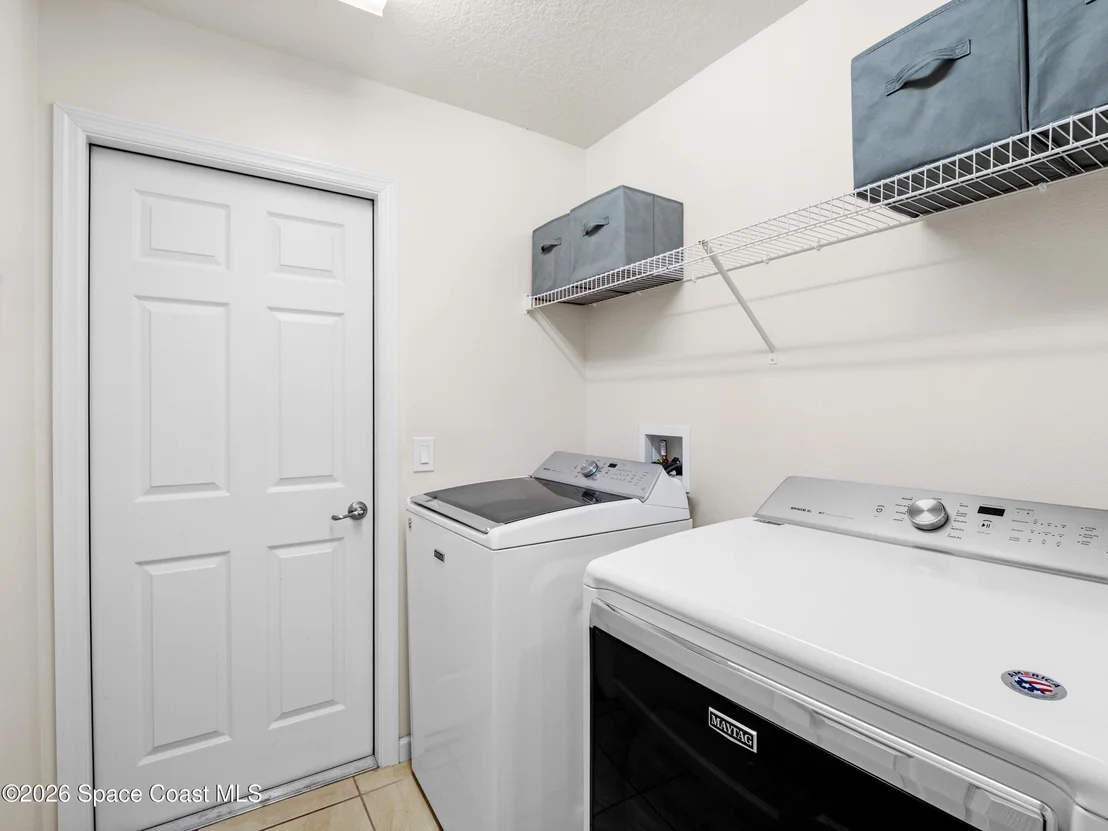 Photo of 5931 Midway Avenue