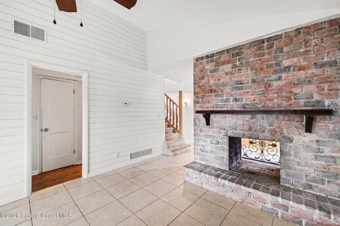 Photo of 909 Northbrook Drive