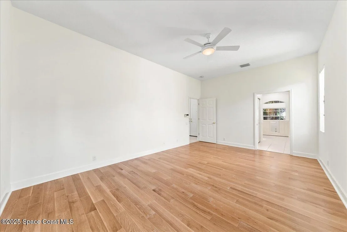 Photo of 327 Southampton Drive