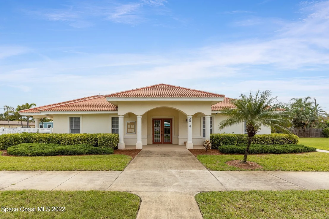 Photo of 356 Southampton Drive