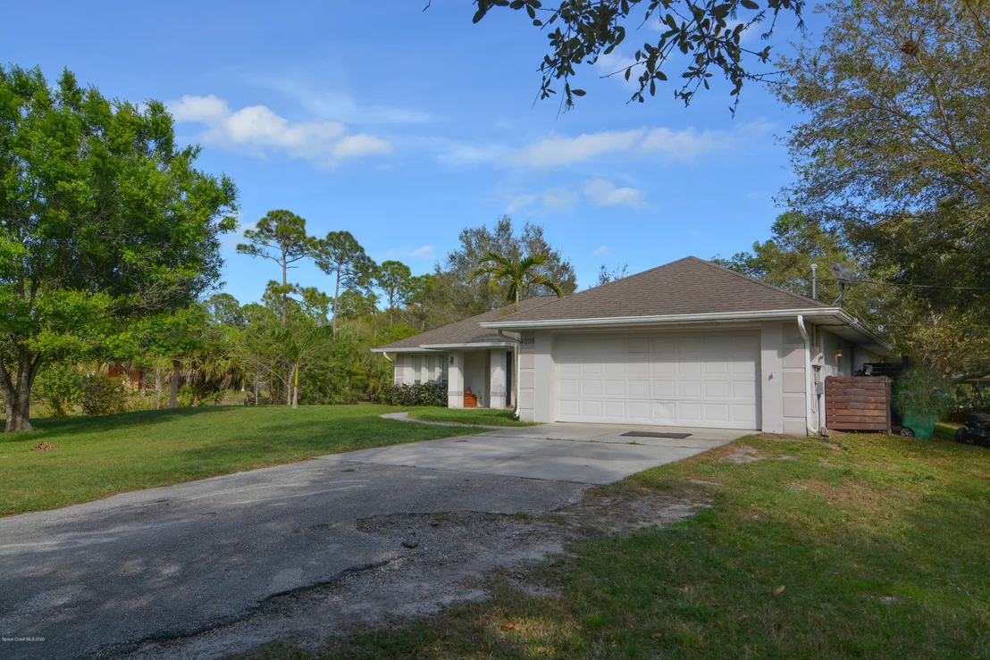 Photo of 4005 Reynolds Road