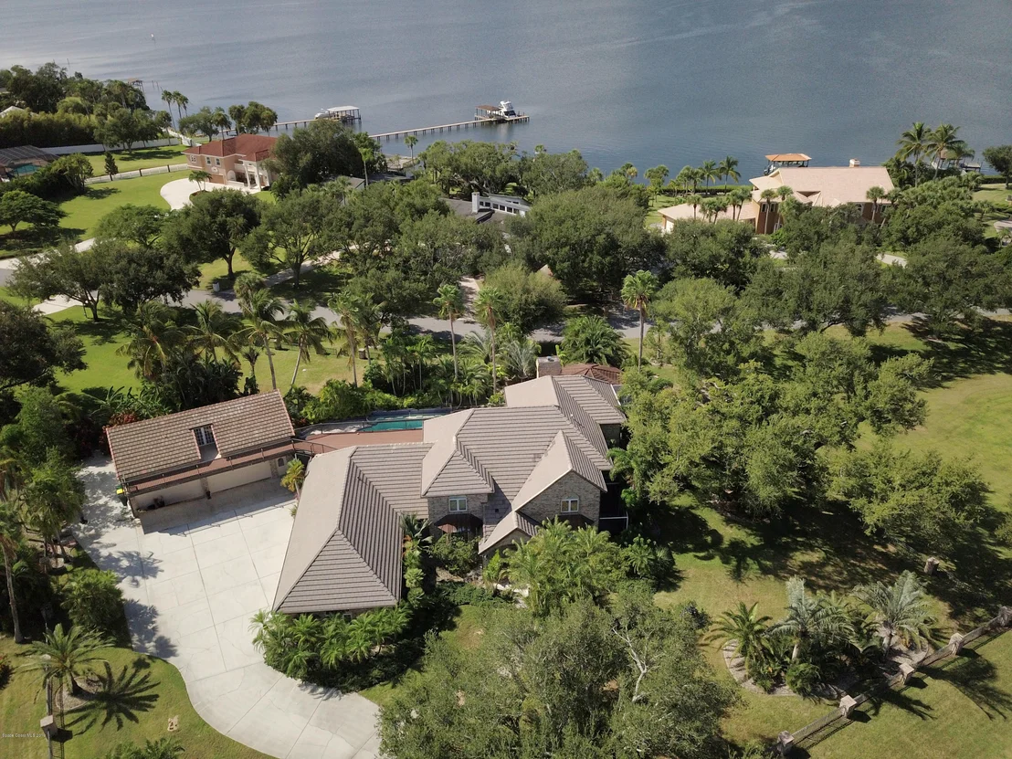 Photo of 155 Utopia Circle