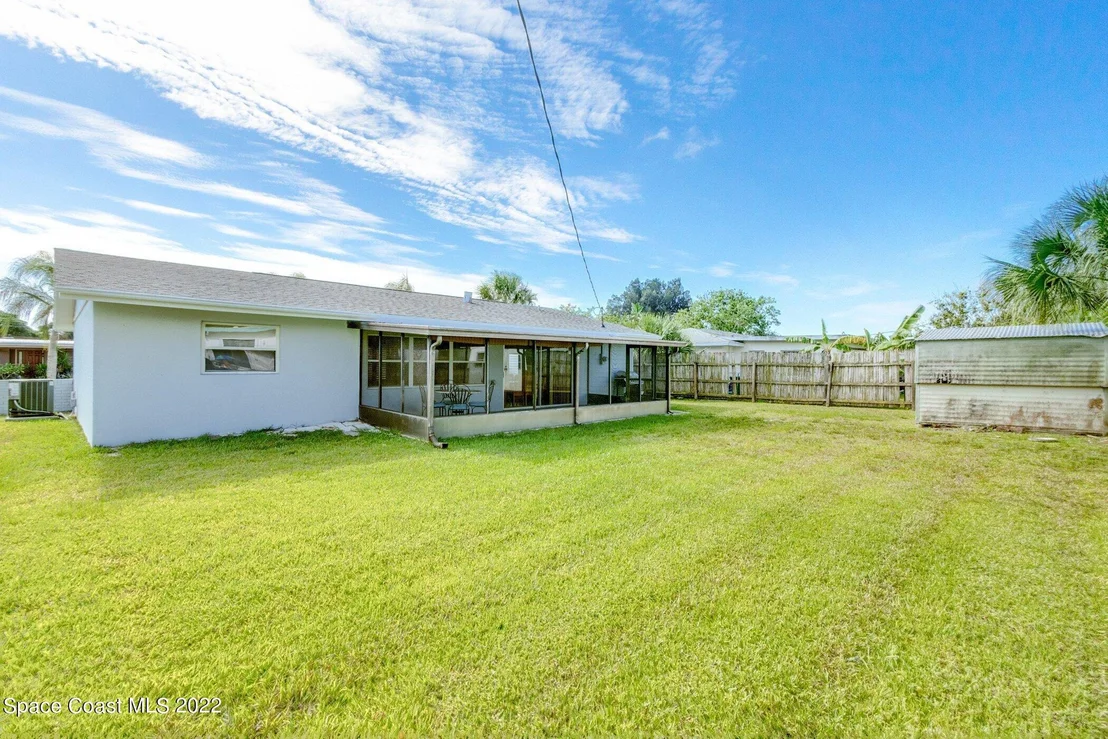 Photo of 764 Angle Street NE