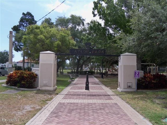 Photo of 3512 W Roundtree Drive
